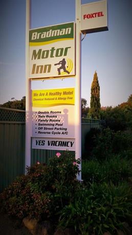 Bradman Motor Inn