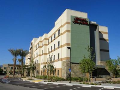 Hampton Inn & Suites - Riverside Corona East