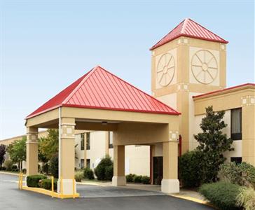 Ramada Inn La Vergne