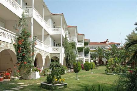 Hotel Porfi Beach