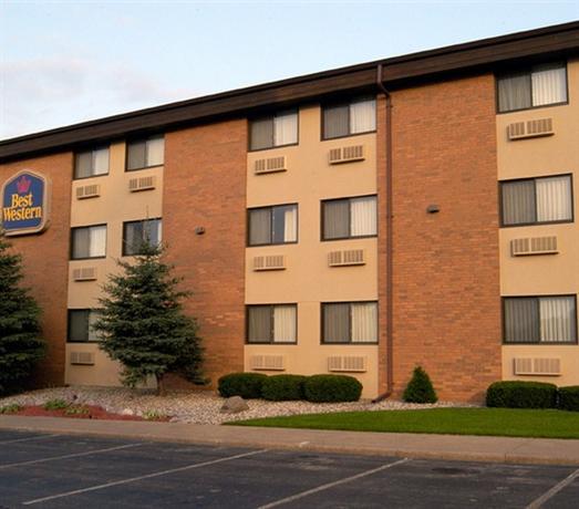 Ramada Waupaca