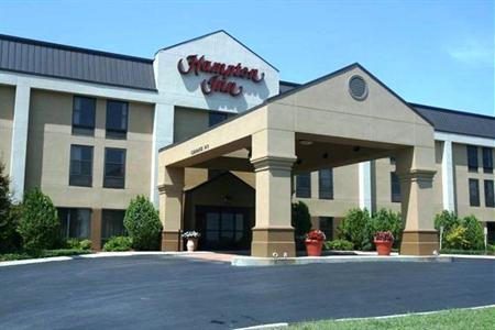 Hampton Inn Columbia Tennessee