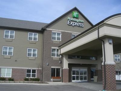 Holiday Inn Express & Suites Green Bay East