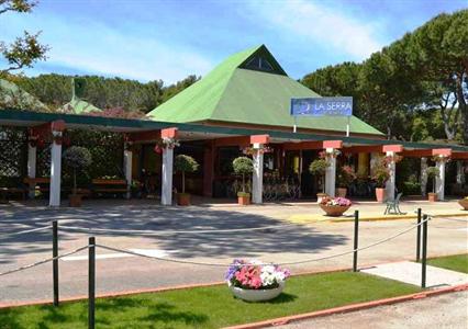 La Serra Holiday Village & Beach Resort