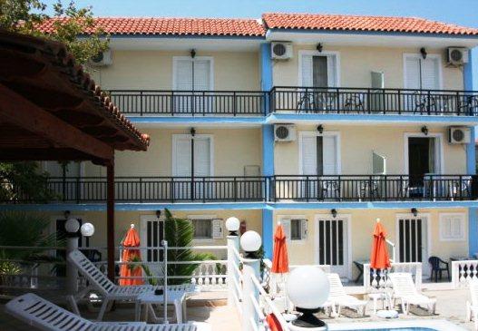 Dimitra Aparthotel Argassi