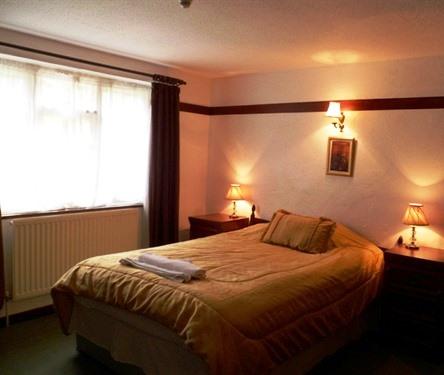 Harrow Inn