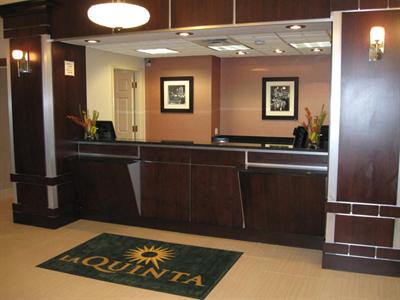 La Quinta Inn & Suites Indianapolis Downtown