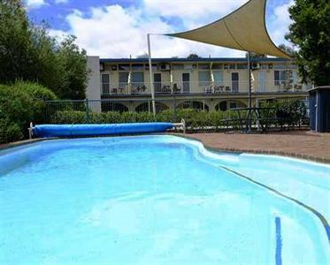 McMillan Gardens Furnished Accommodation Griffith Canberra