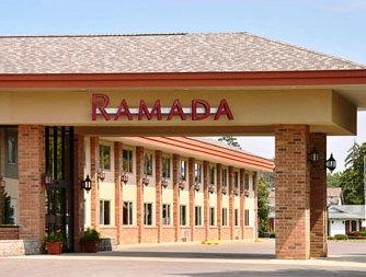 Ramada Inn & Suites Saginaw