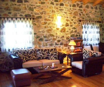 Akrothea Hotel