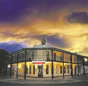 The Caledonian Hotel Echuca