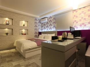 Pharaoh Hotel