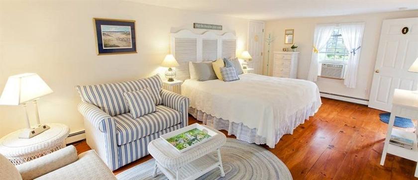 Candleberry Inn on Cape Cod