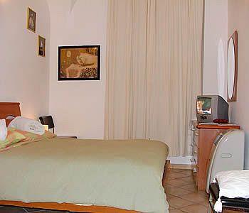 Francesca Bed & Breakfast Rome