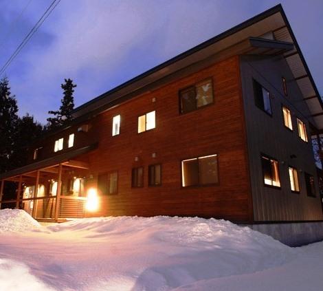 The Bears Den Mountain Lodge