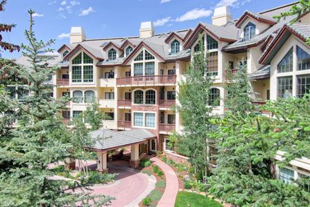 Oxford Court Village Beaver Creek