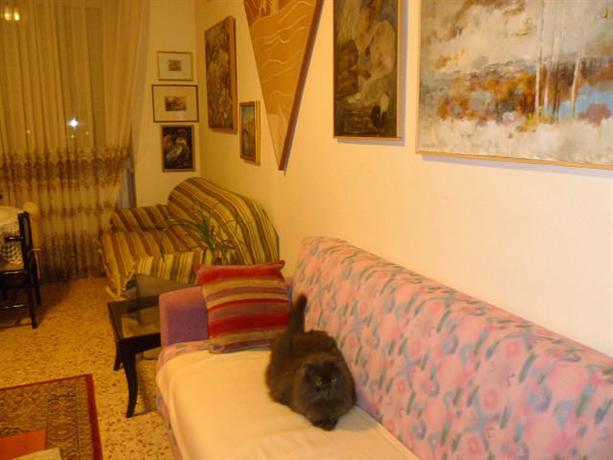 Homestay In Vicino Al Centro Latina