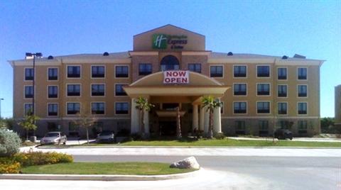 Holiday Inn Express Hotel & Suites San Antonio NW Near Seaworld