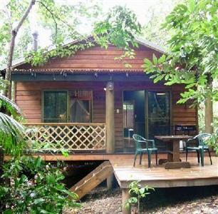 Crater Lakes Rainforest Cottages