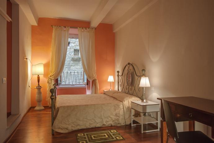 Stunning Apt for six people in Florence