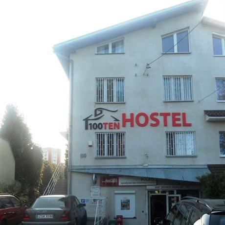 100ten Hostel