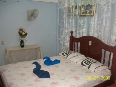 Hostal Arnulfo y Pucha