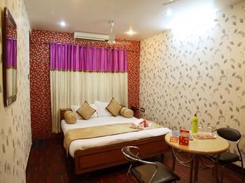 OYO Rooms Mumfordganj Abkari Chauraha