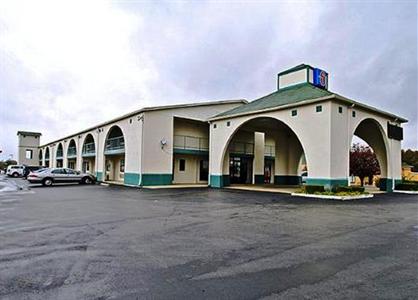 Motel 6 Dickson