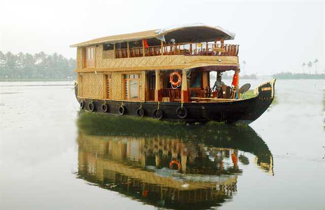 Back Water Heritage Homestay - Kumarakom