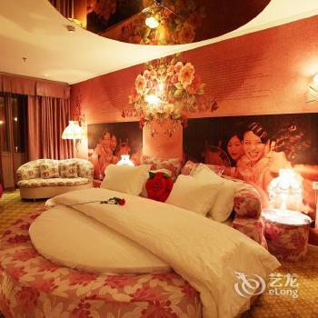 Love Hotel Huangpu