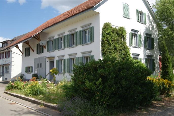 Homestay In Near Zurich Trasadingen