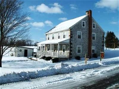 Hertzog Homestead Bed & Breakfast