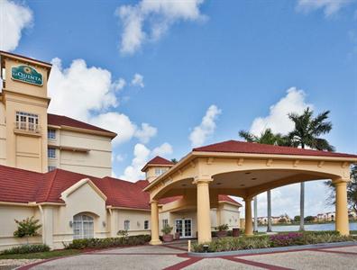 La Quinta Inn & Suites Ft. Lauderdale Airport