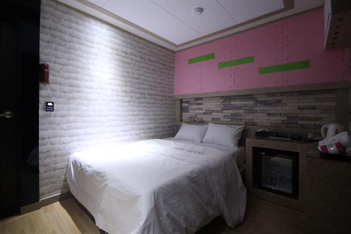 Pohang Wow Motel