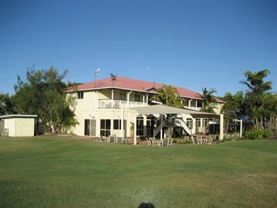 Coral Cove Resort & Golf Club