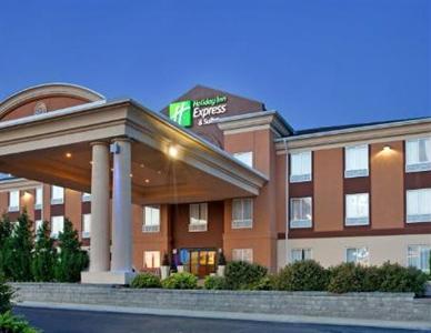 Holiday Inn Express Lawrence