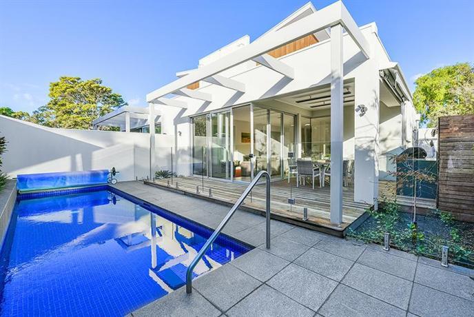 Sandy House - A Luxico Holiday Home