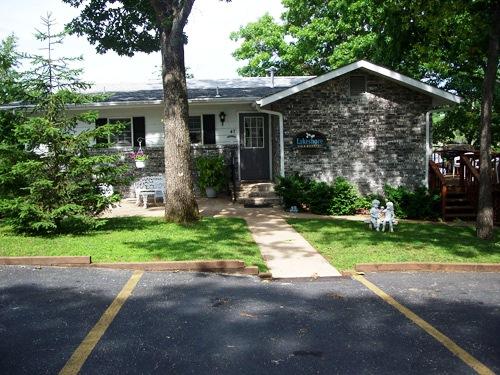 Lakeshore Bed And Breakfast