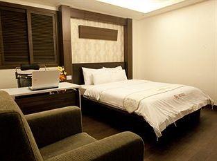 Rex Hotel Cheonan