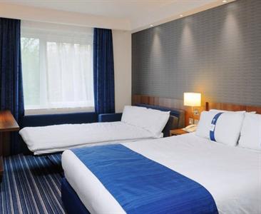 Holiday Inn Express Cambridge Duxford M11 Jct 10