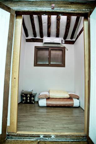 Lili Guesthouse