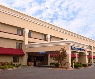 Baymont Inn & Suites Fort Smith