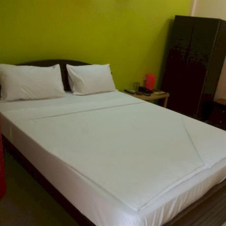 Smiley Hotel - Hotel Rishi Prasad