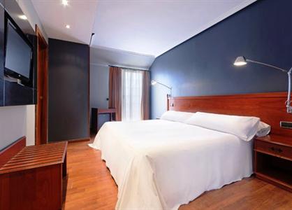 Tryp Comendador