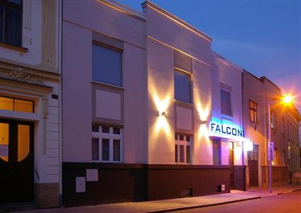 Falconi Pension