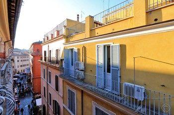 Trevi Fountain Apartment