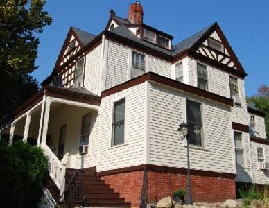 The Fitzhugh-Beers House