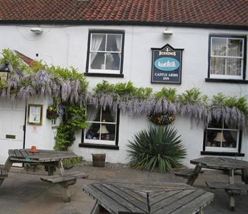The Castle Arms Inn