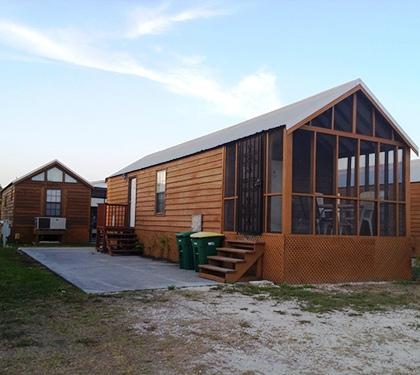 Glades Haven Cozy Cabins