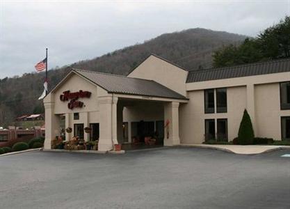 Hampton Inn Cherokee